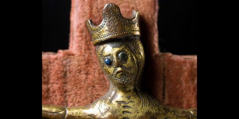 gilded-copper-sculpture-christ-chamleve-enamels-collection-cabinet-denon