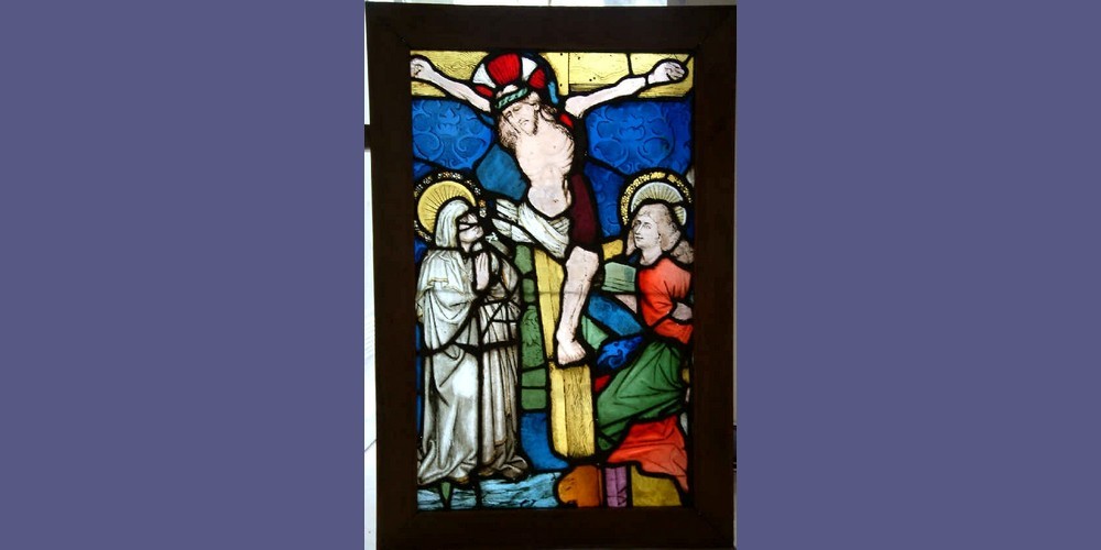 VITRAIL DE LA CRUCIFIXION 15E SIECLE