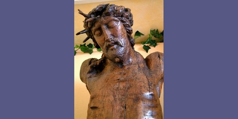 CHRIST EN BOIS DE CHENE RENAISSANCE